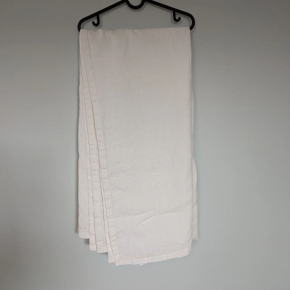 Crate & Barrel Linen Hemstitch Tablecloth